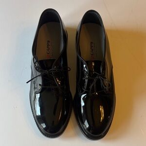 Capps Women’s Black Patent Leather Oxford